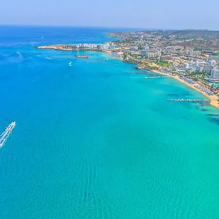 Отель Vrissiana Boutique 4*