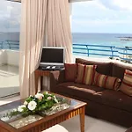 Vrissiana Boutique Hotell 4*
