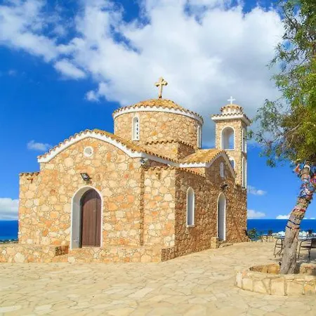 Vrissiana Boutique Protaras