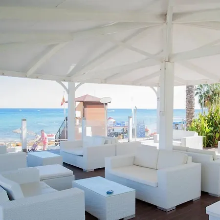 Hotel Vrissiana Boutique 4*
