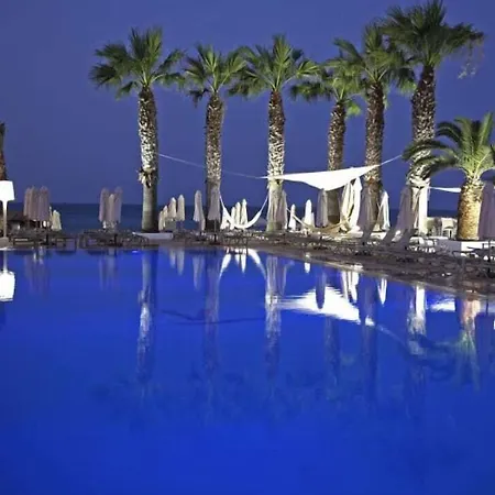 Vrissiana Boutique Protaras