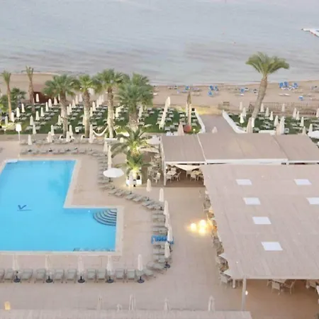 Vrissiana Boutique Protaras