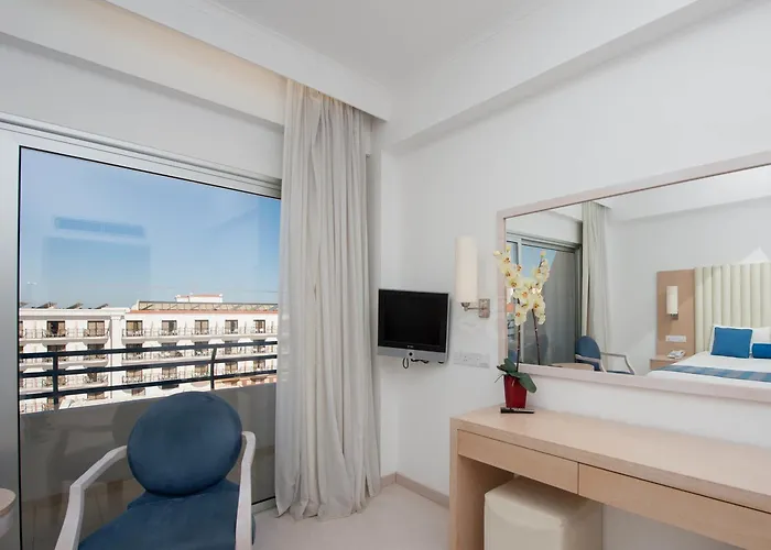 Vrissiana Boutique 4*